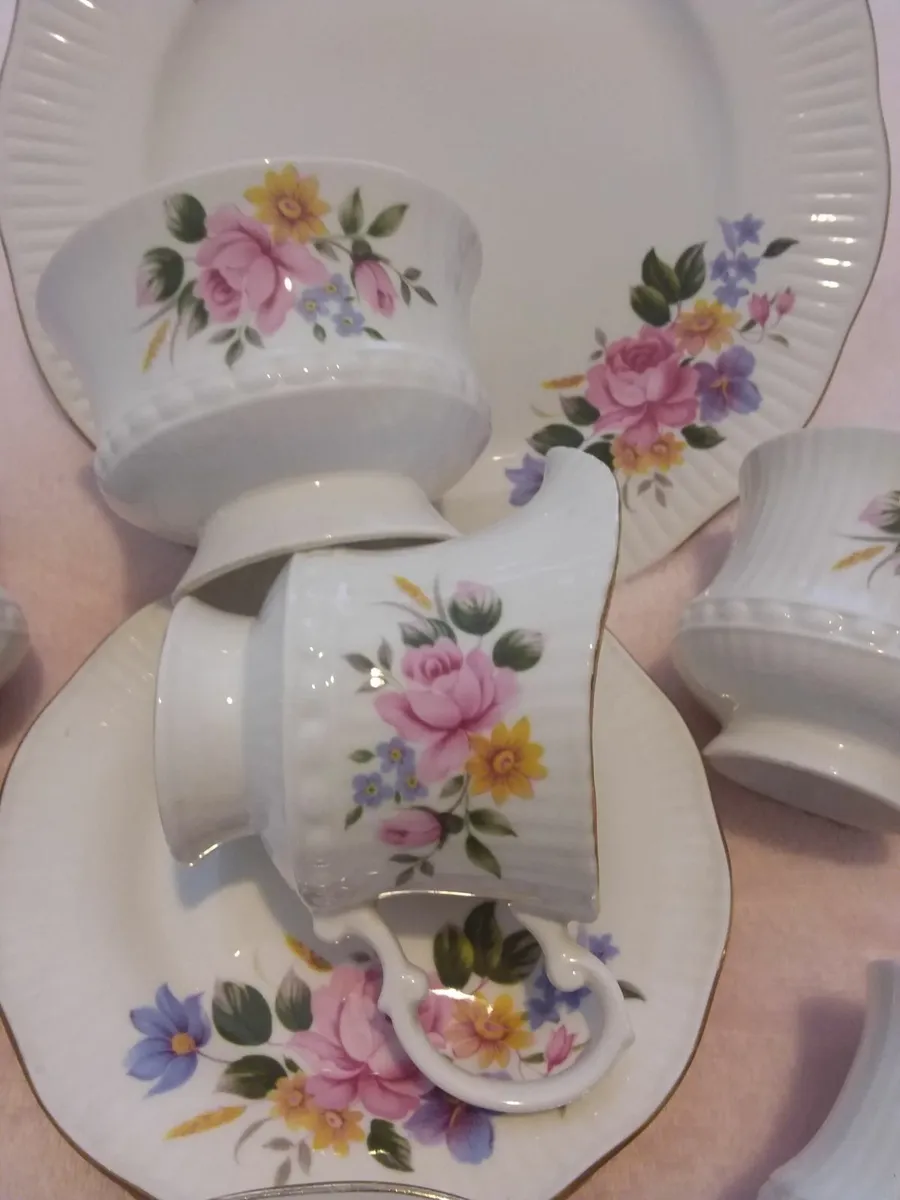 Fine bone china - Image 2