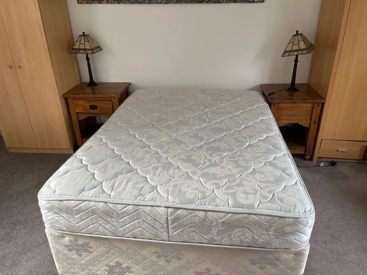Bed double - Image 1