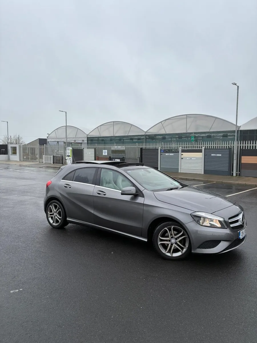 131 Mercedes-Benz A180 - Image 3