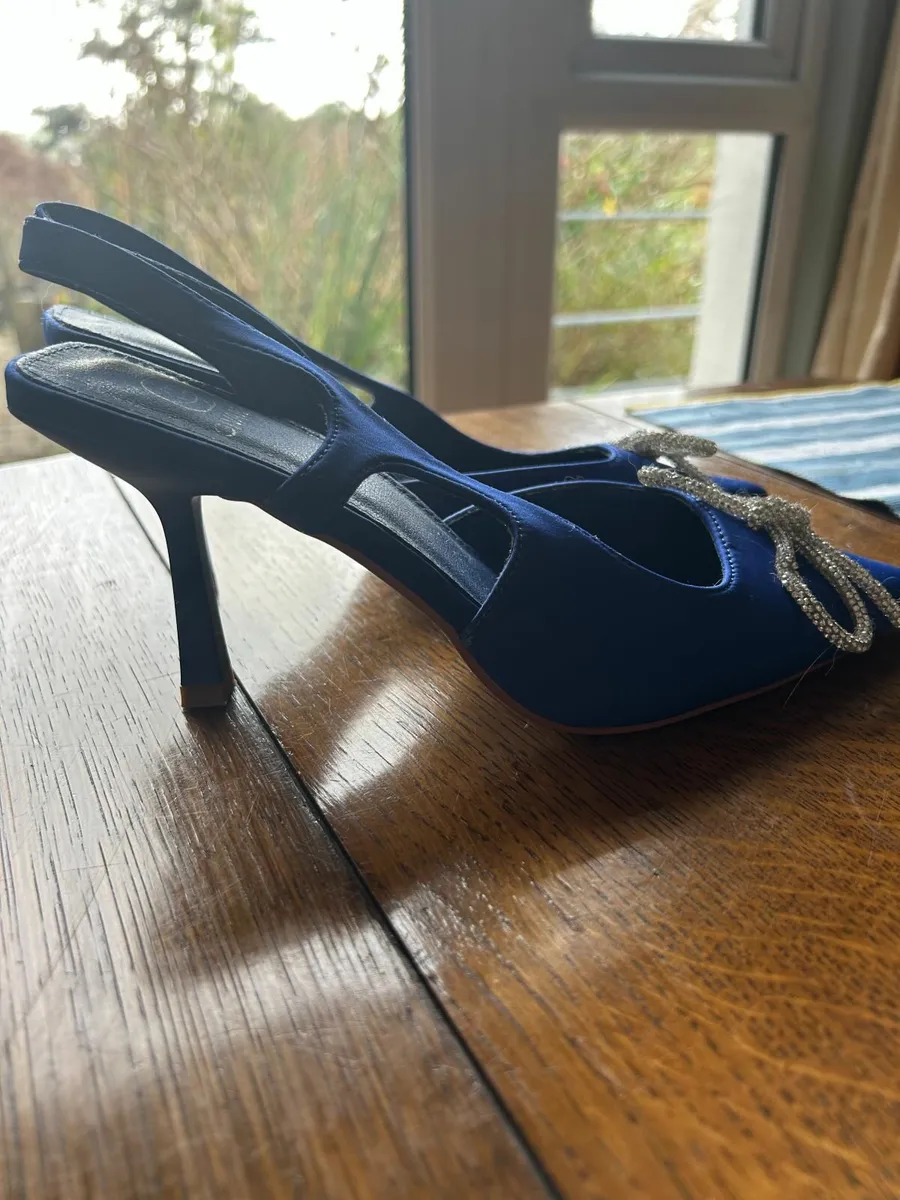 Ladies slingback shoe - electric  blue - Image 2