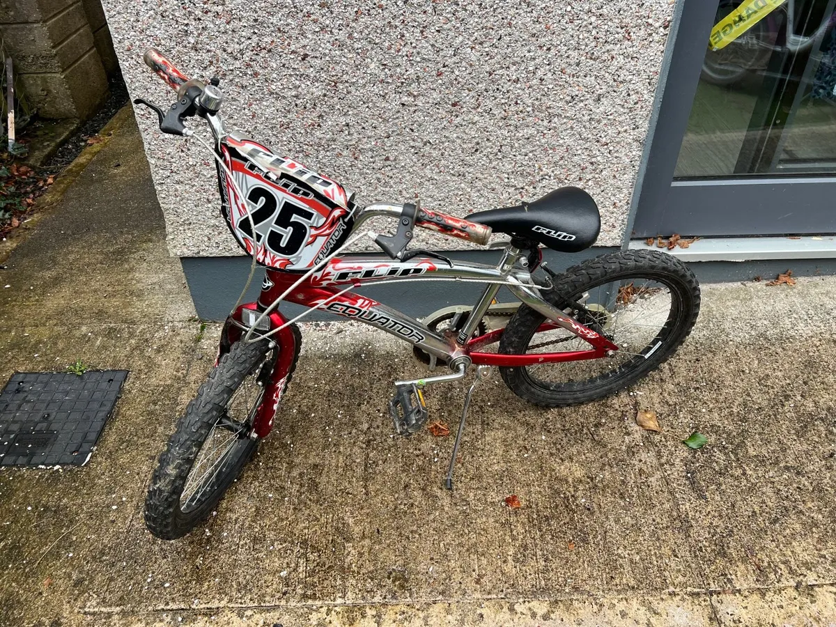 2 Kids bikes - Image 1