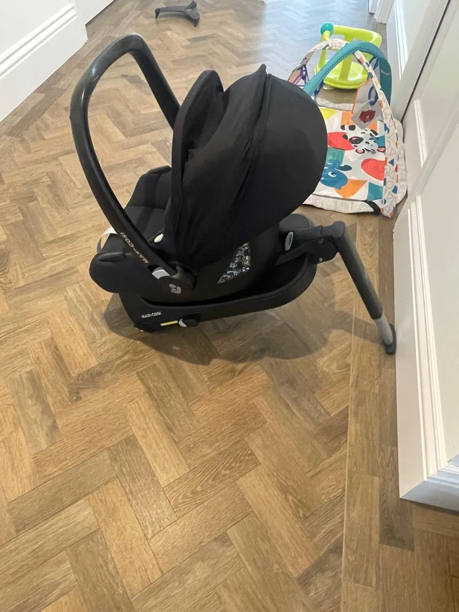 Maxi Cosi CabrioFix i-size car seat - Image 2