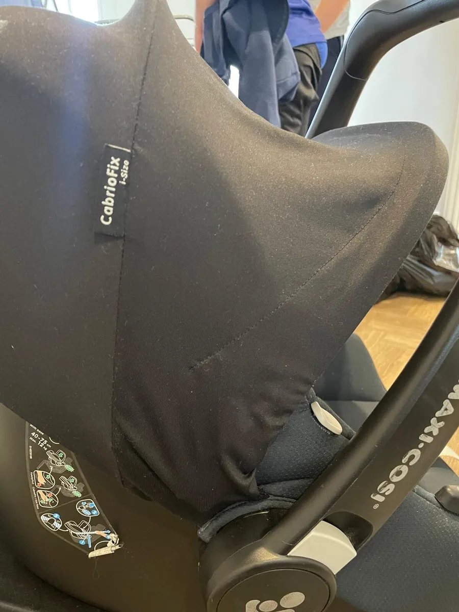 Maxi Cosi CabrioFix i-size car seat - Image 3