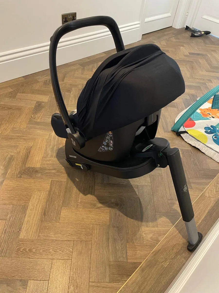Maxi Cosi CabrioFix i-size car seat - Image 4
