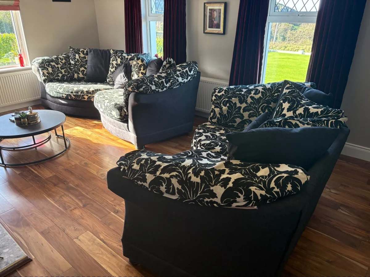 Sofas - Image 4