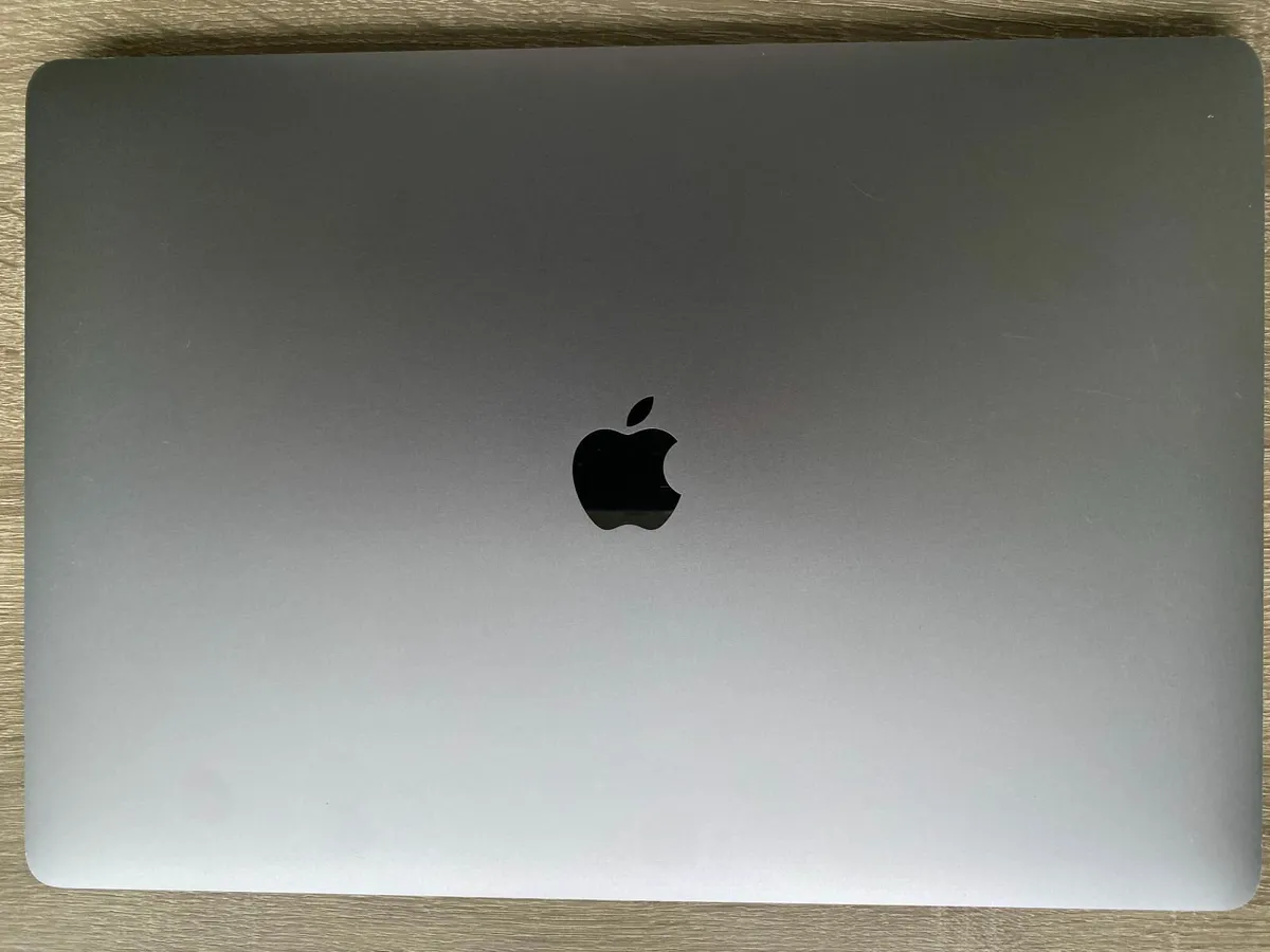 Apple MacBook Pro 16-inch (2019) i7 | 16GB | 512GB - Image 2