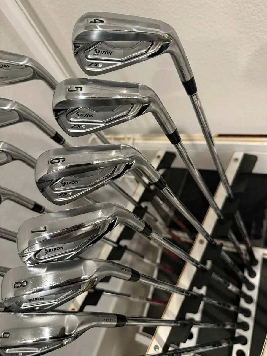 Srixon ZX5 MKII Iron Set 4-PW KBS Tour Lite Reg - Image 1