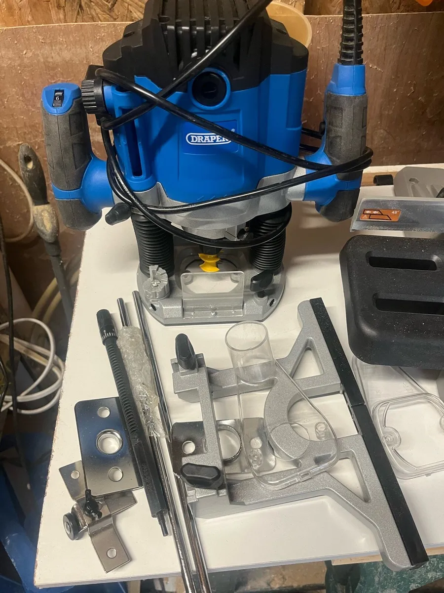 Mitre saw router and and drill - Image 4