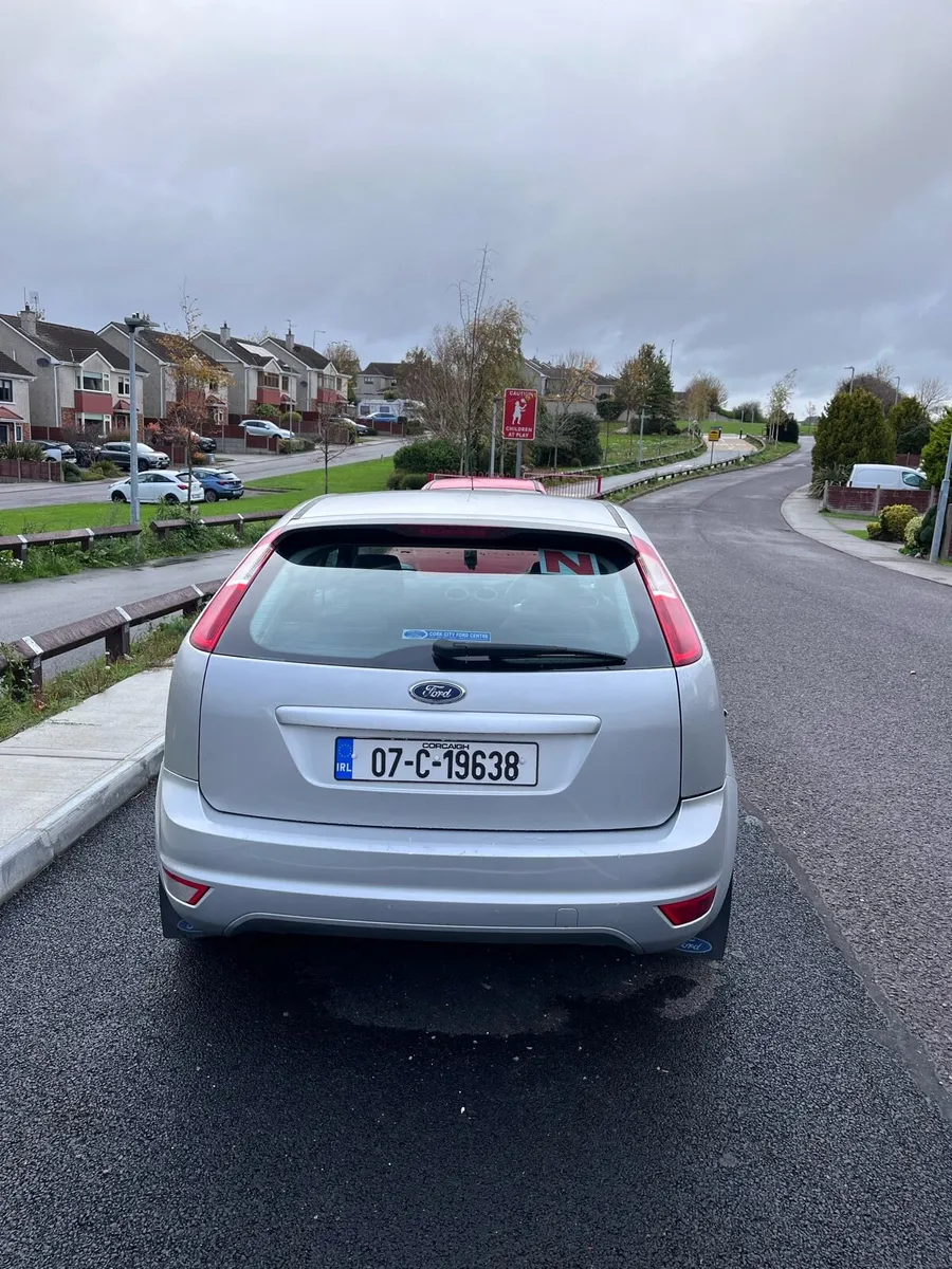 Ford Focus 1.4 - Image 2