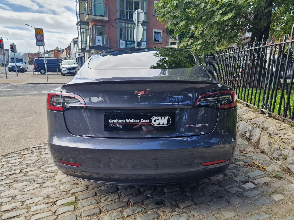 2023 (232) Tesla Model 3 Performance AWD - Image 4