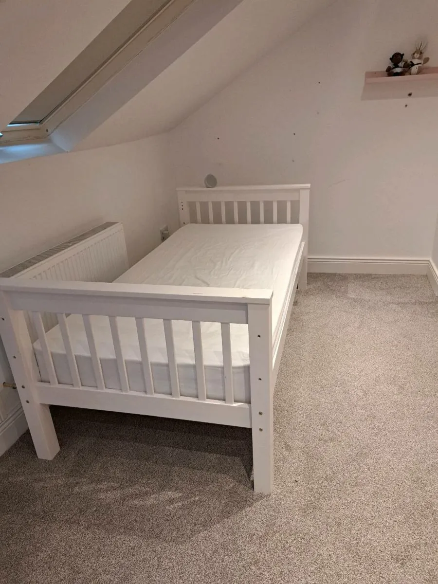 Kids single bed - Image 1