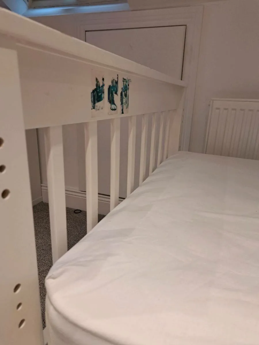 Kids single bed - Image 3