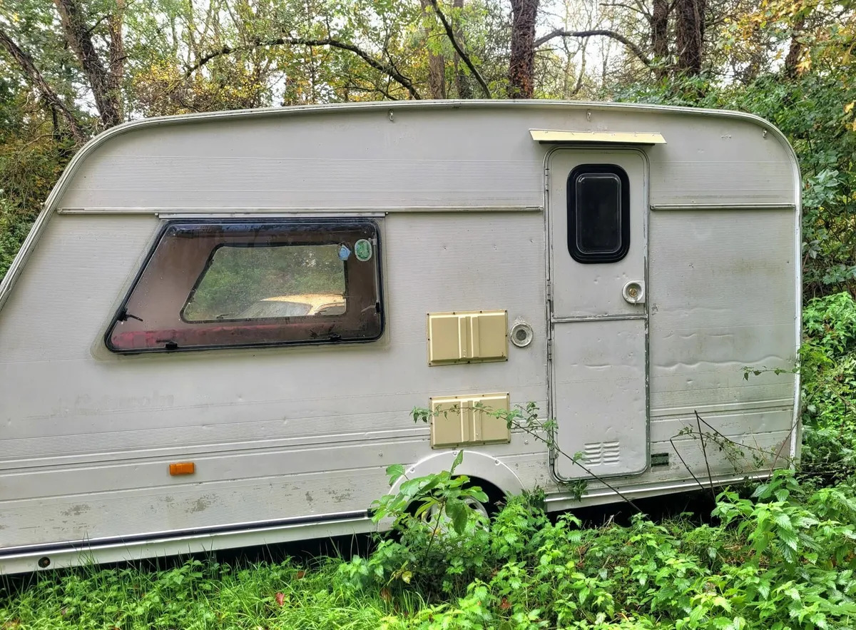 Caravan - Image 2