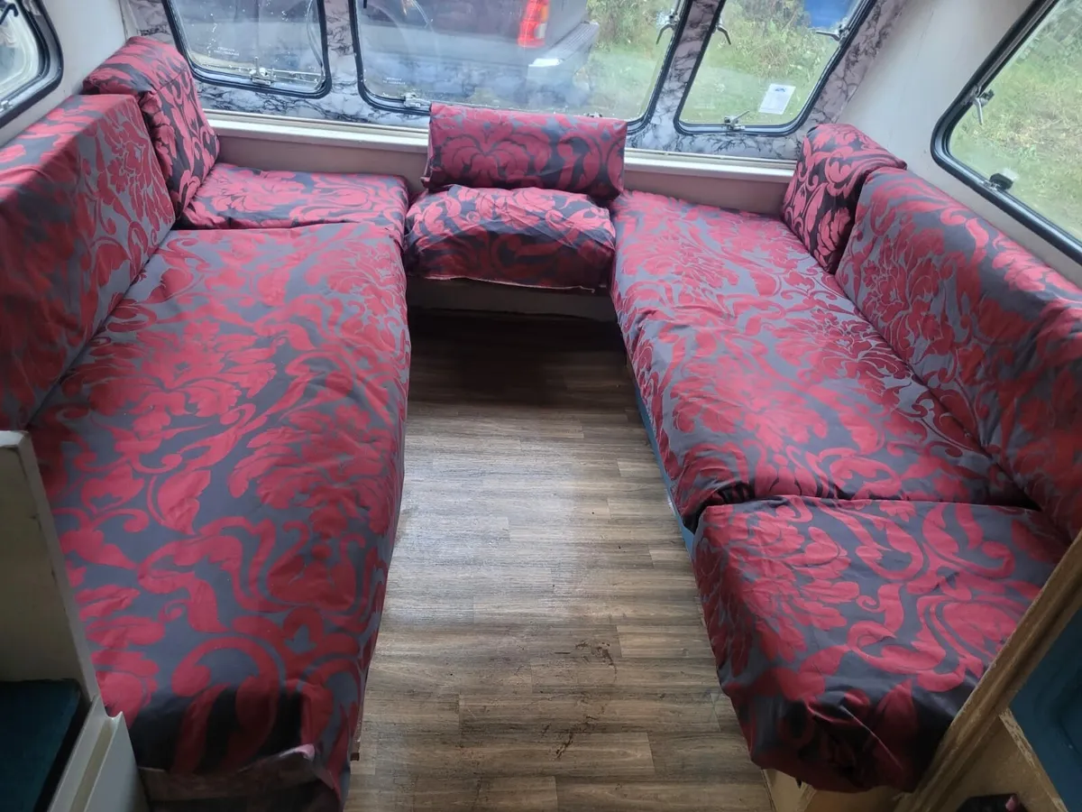 Caravan - Image 3