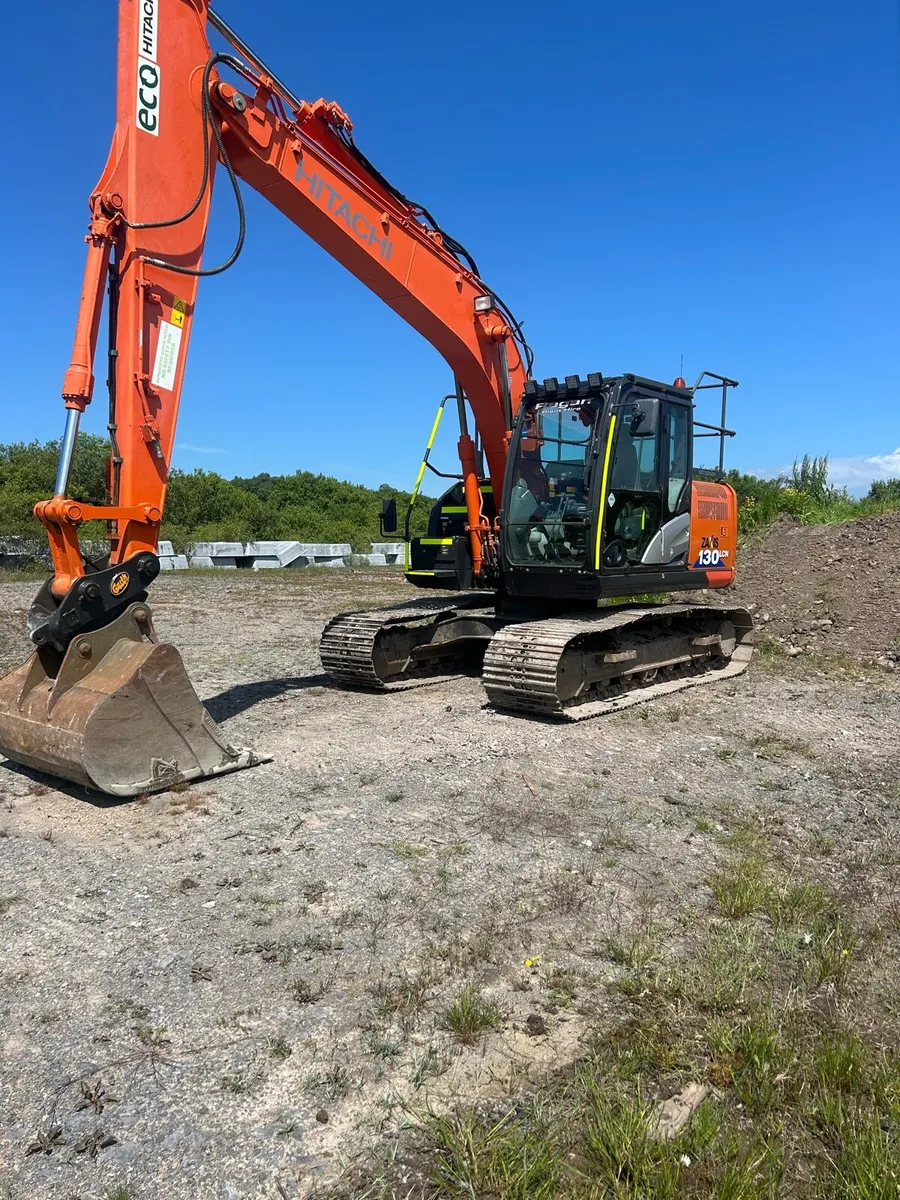 hitachi 130 - Image 4