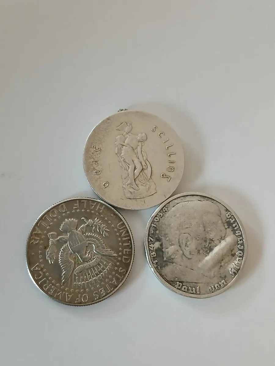 Collecter coins - Image 2