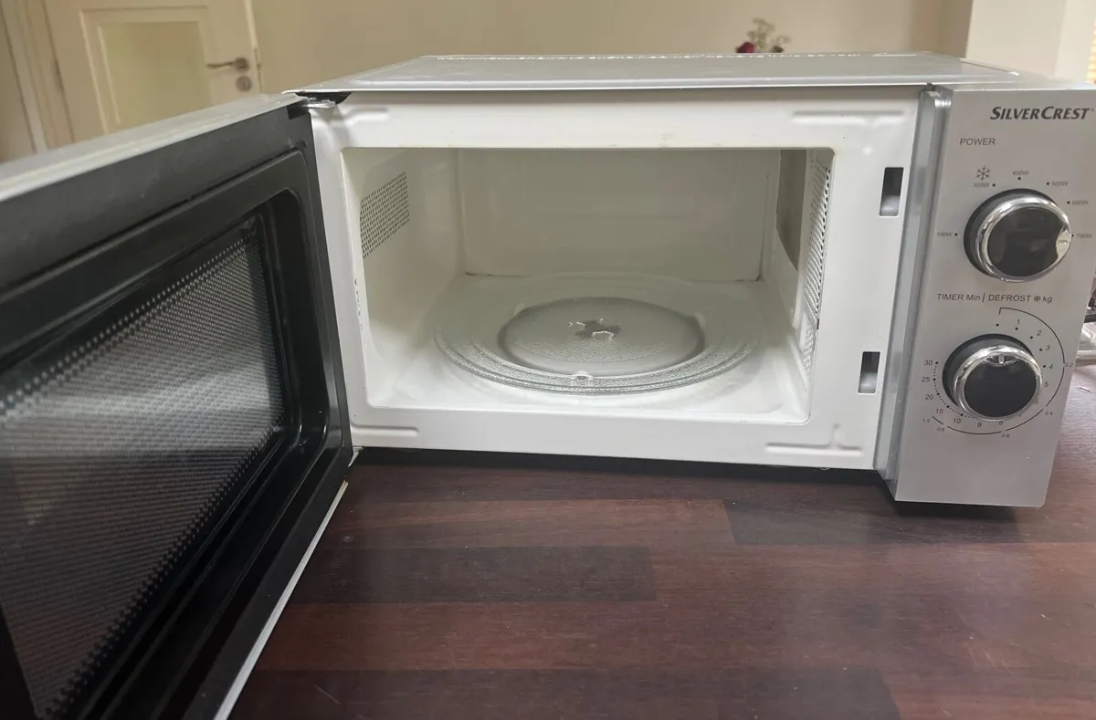 Microwave - Image 3