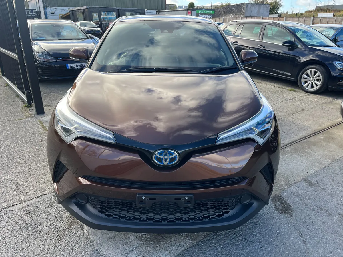 TOYOTA C-HR 2019, 1.8 HYBRID AUTO LOW KMS CAMERA - Image 2