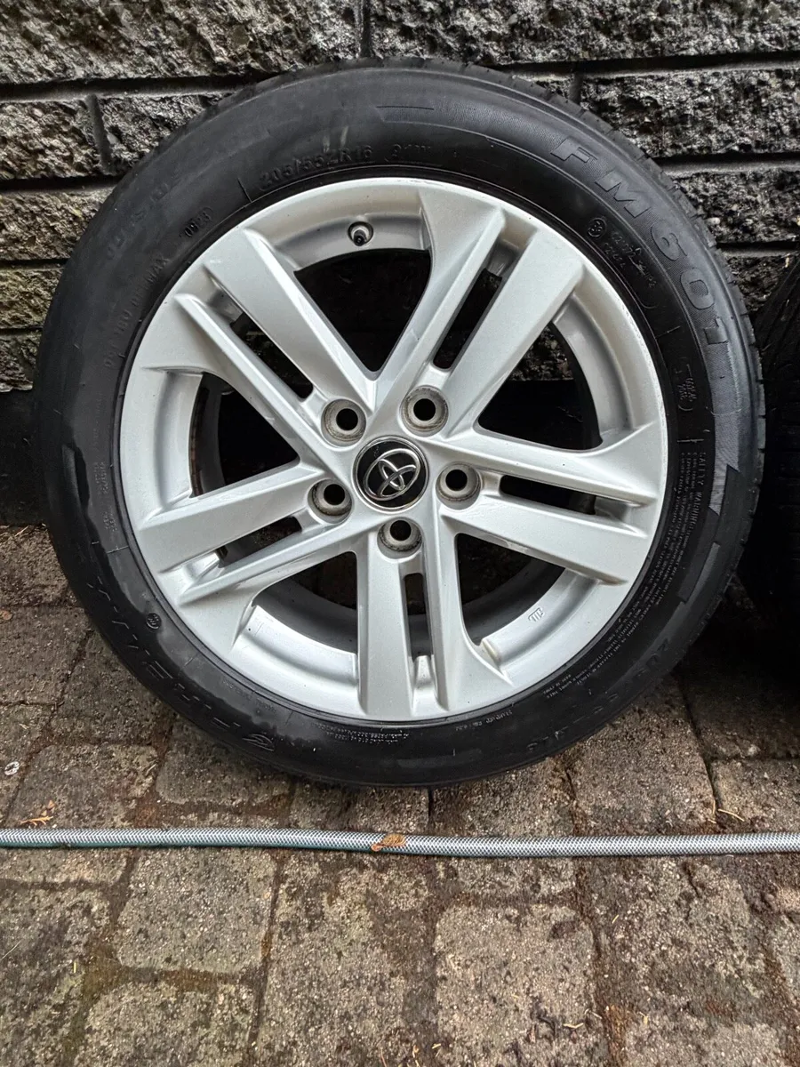 Toyota corolla alloy wheels - Image 2