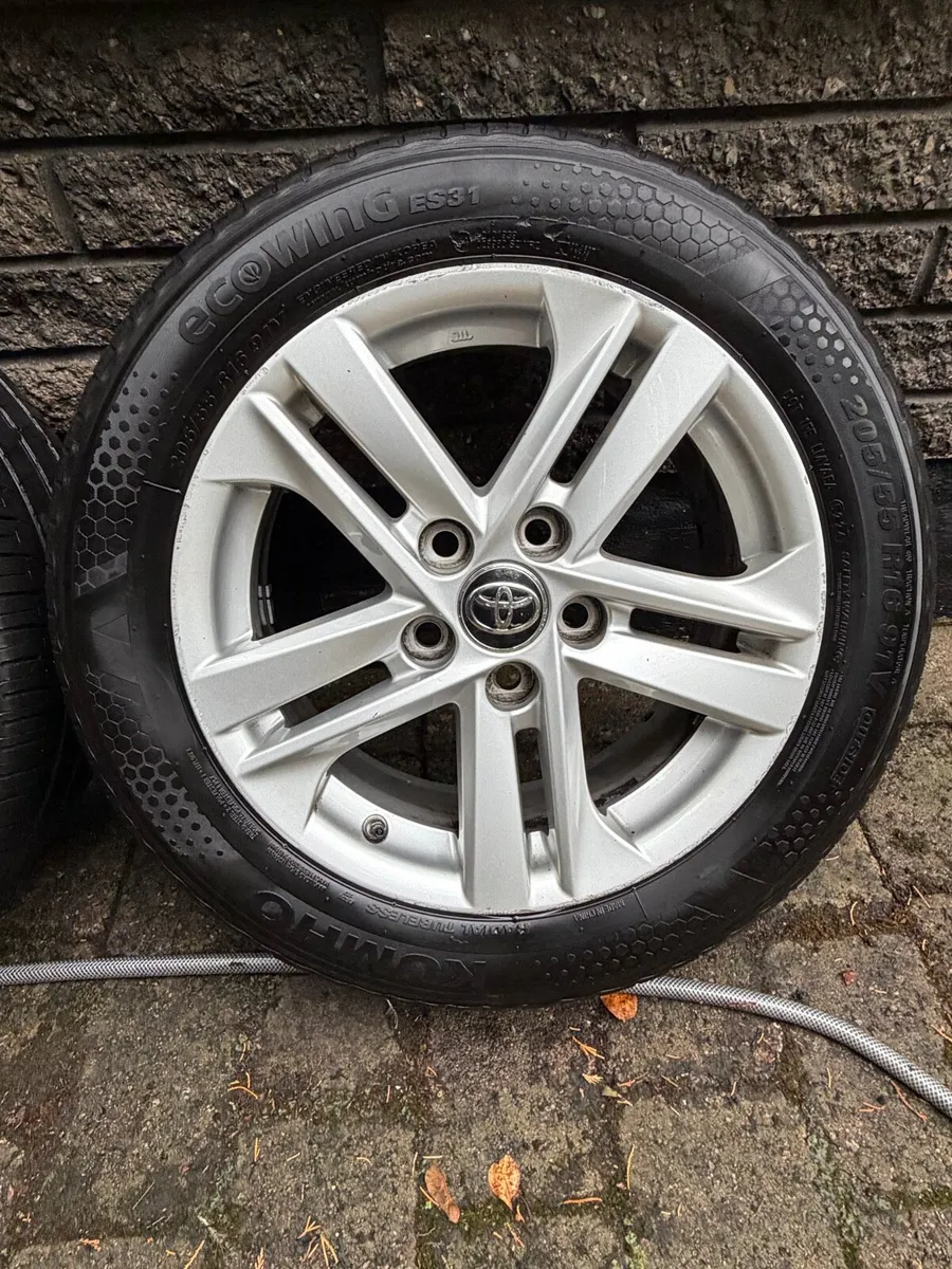Toyota corolla alloy wheels - Image 4
