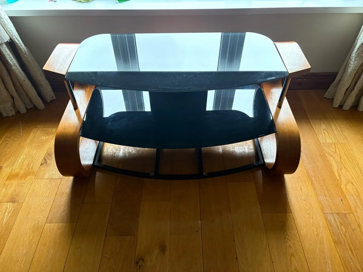 TV Unit - Image 1