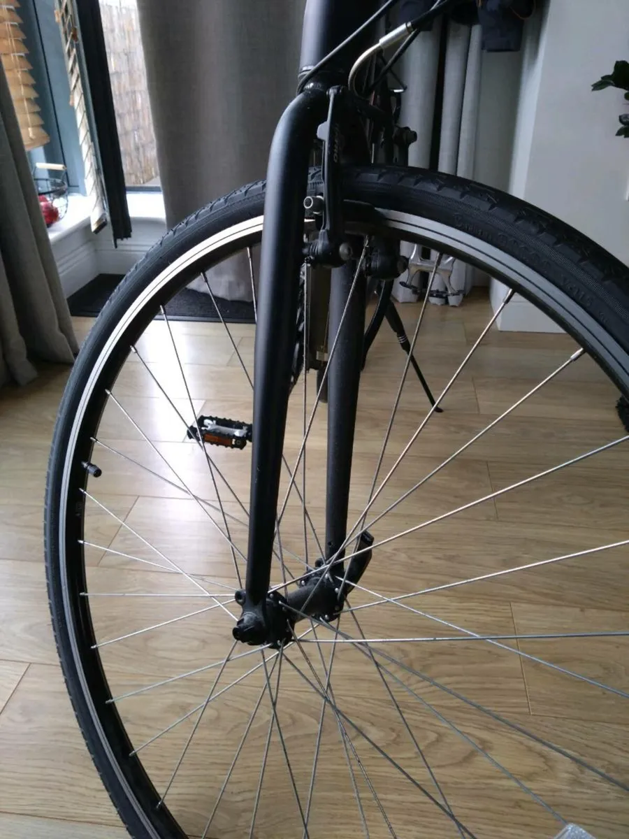 Raleigh Cadent 1 Hybrid bike - Image 4