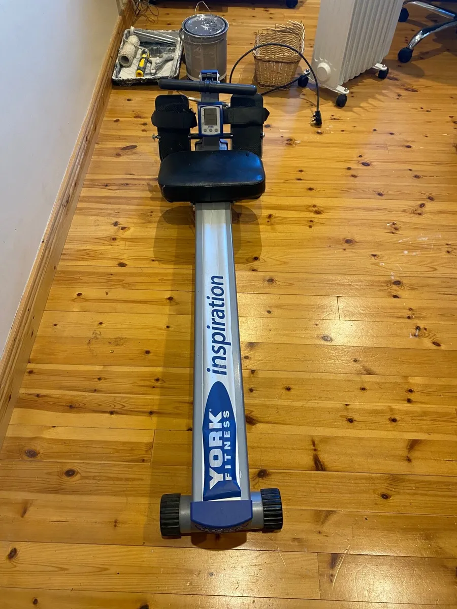 York fitness rowing machine - Image 2