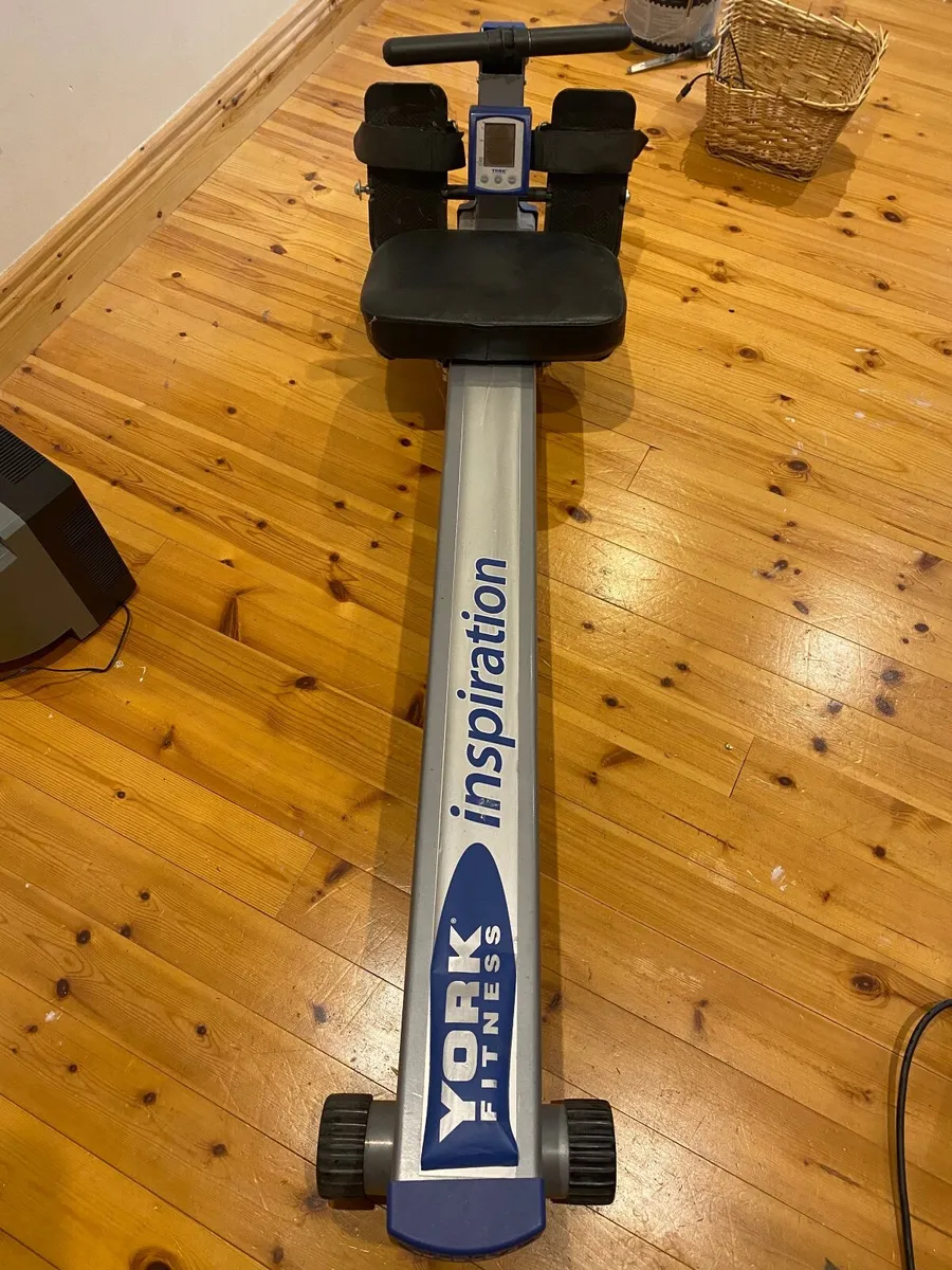 York fitness rowing machine - Image 4