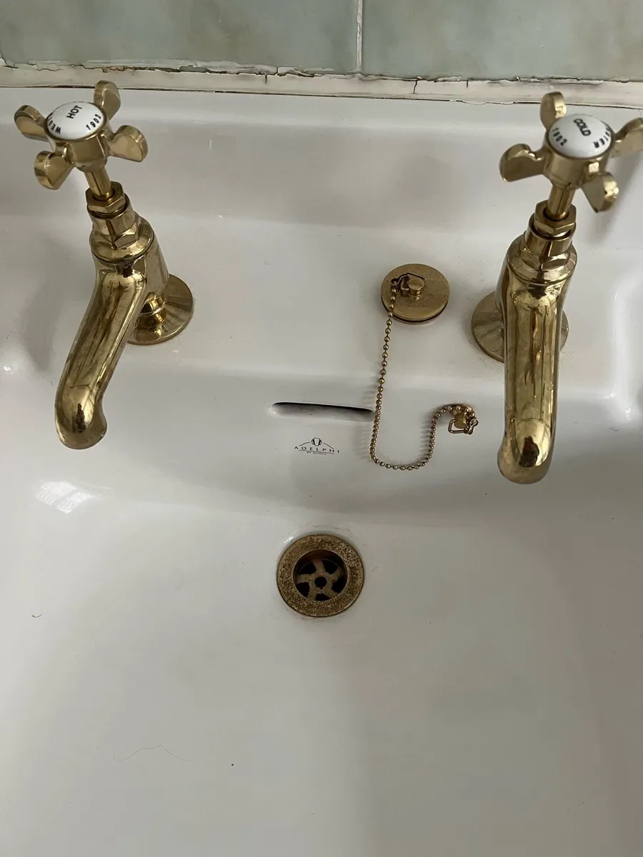 Brass bathroom sink taps - Image 3
