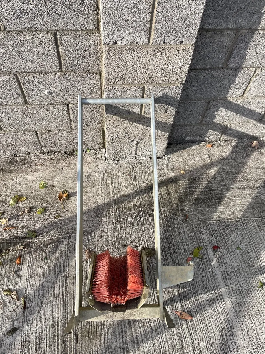 Boot cleaner - Image 4