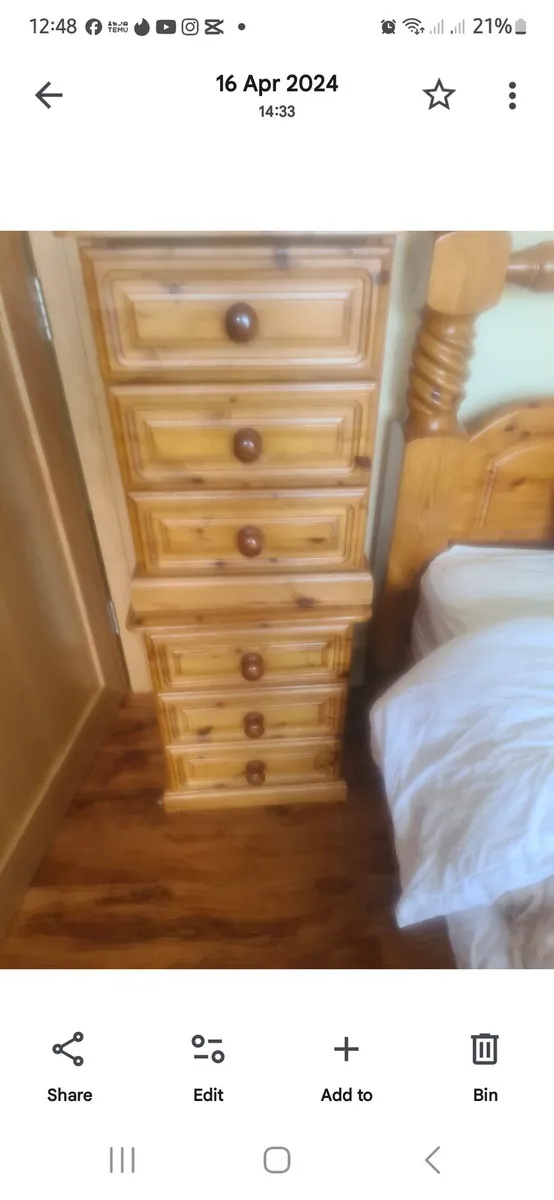 Bedroom draws lockers and large draws - Image 4