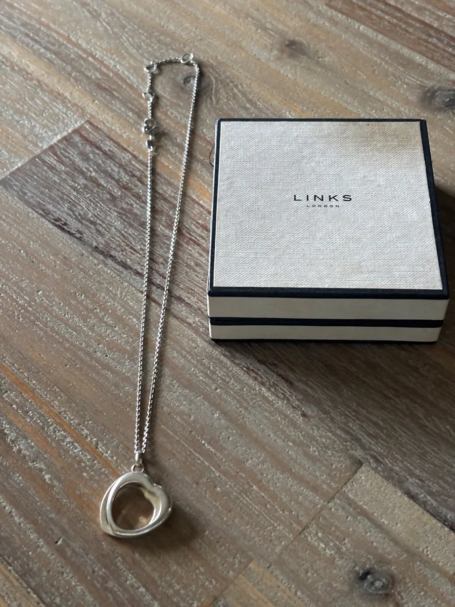 Sterling silver LINKS of  London heart necklace - Image 2