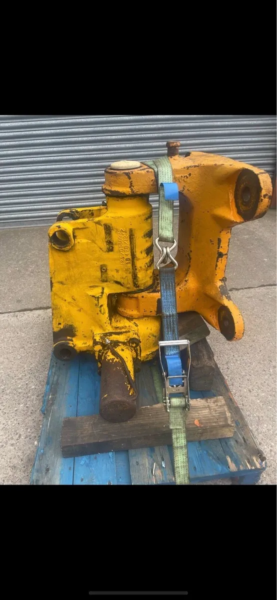 Jcb 3cx fully refurbished king-post and back actor - Image 1