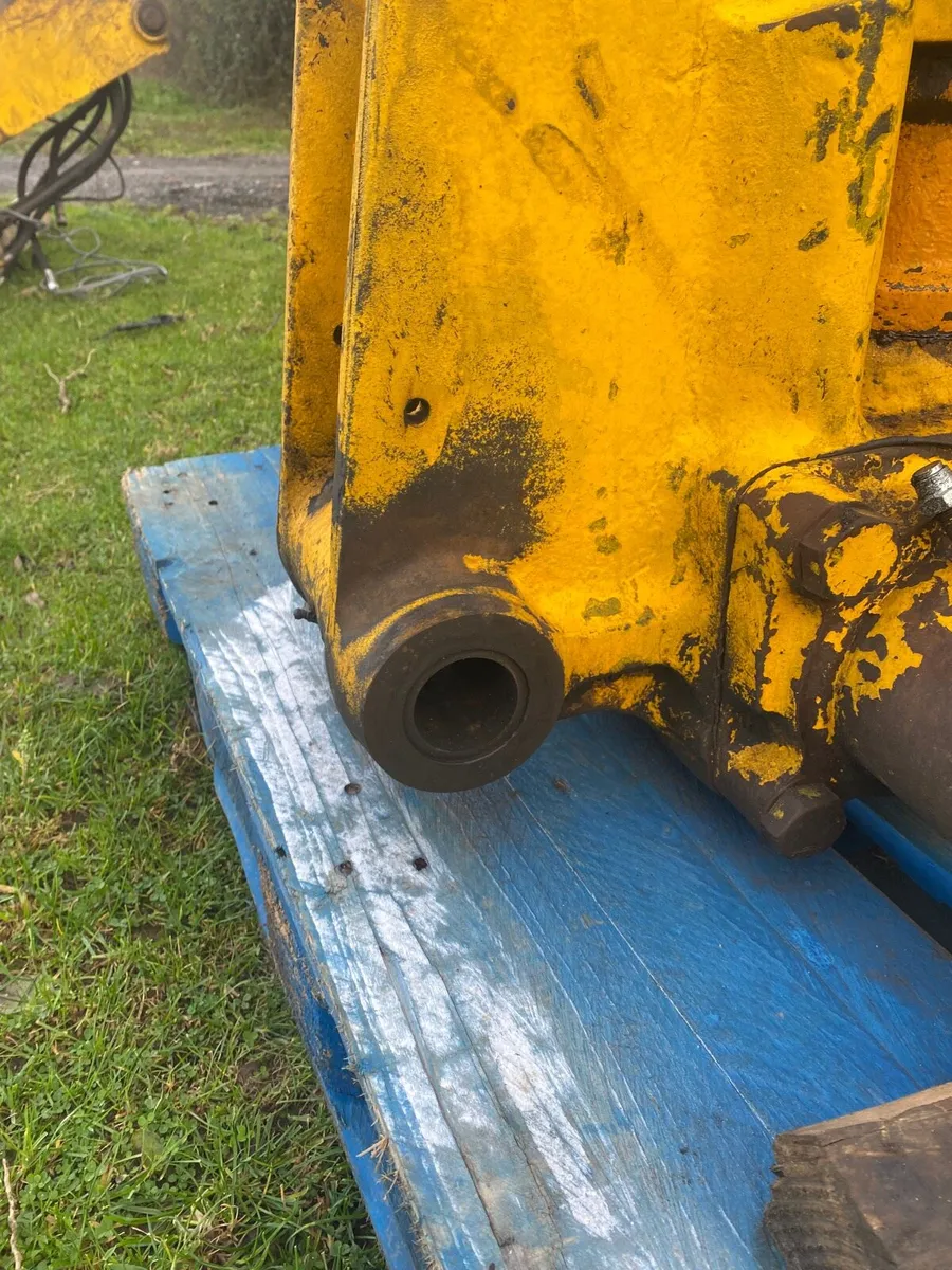 Jcb 3cx fully refurbished king-post and back actor - Image 3