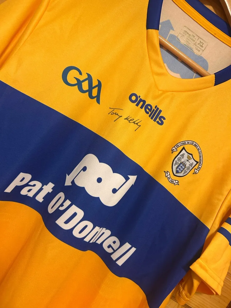 2021/22 Clare GAA Jersey Brand New Signed by Tony - Image 3