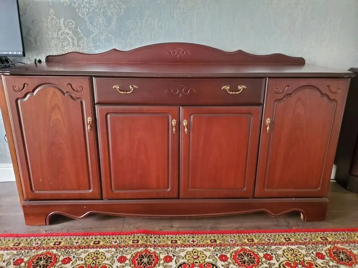 Solid mahogany sideboard - Image 2