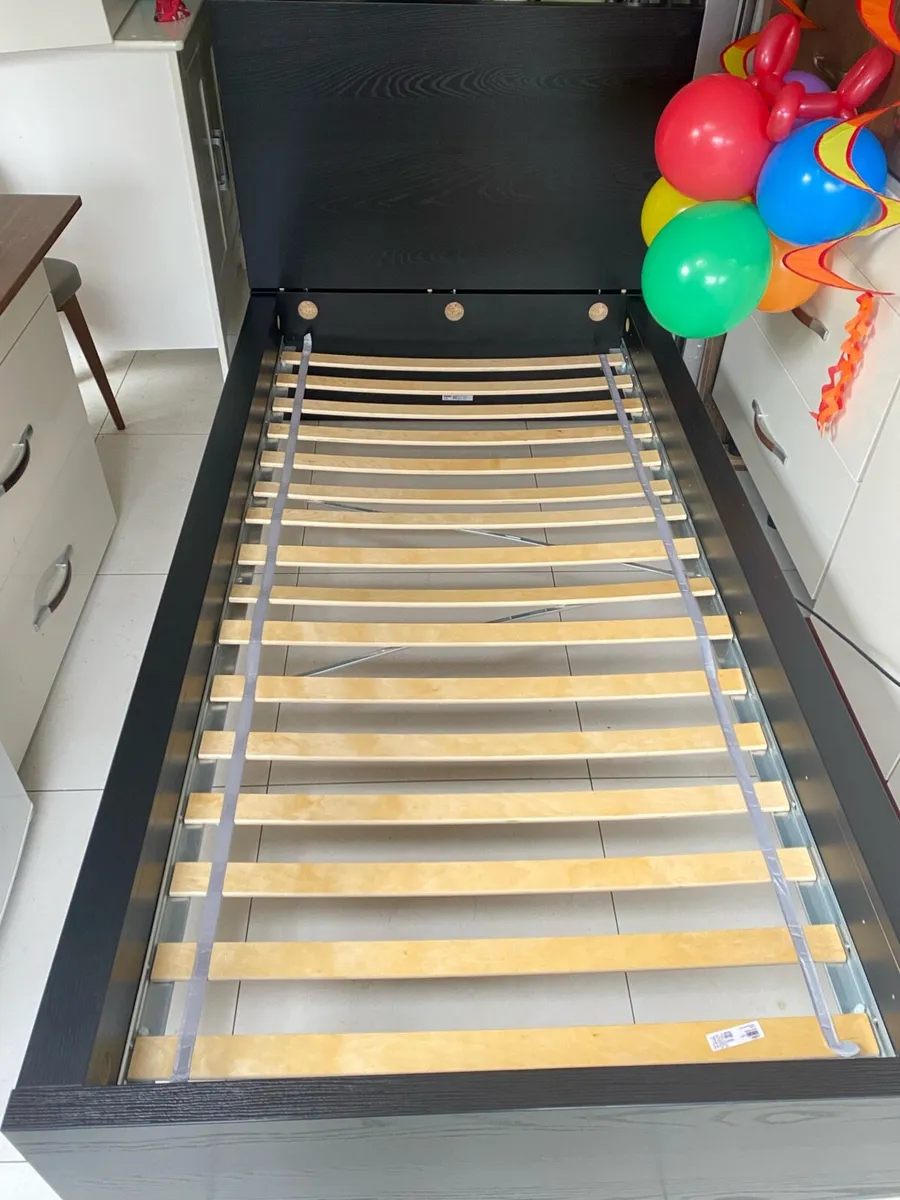 Single bed - Image 3