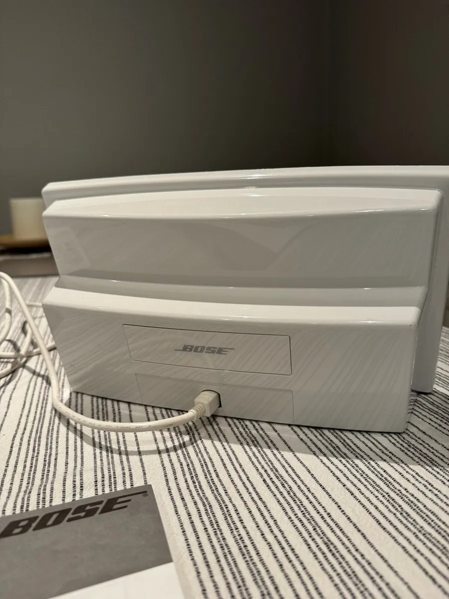 Bose SoundDock Digital Music System - Image 3