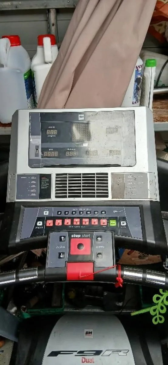 Treadmill - Image 2