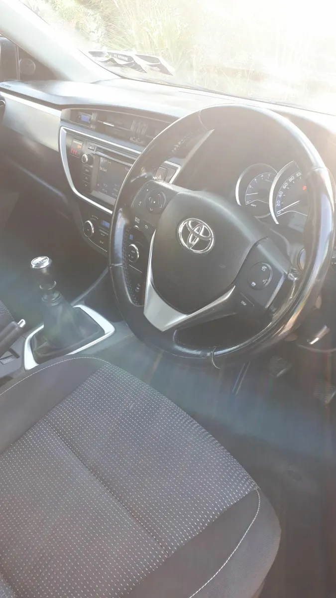 Toyota Auris Luna 1.4  D4D  2013 - Image 2