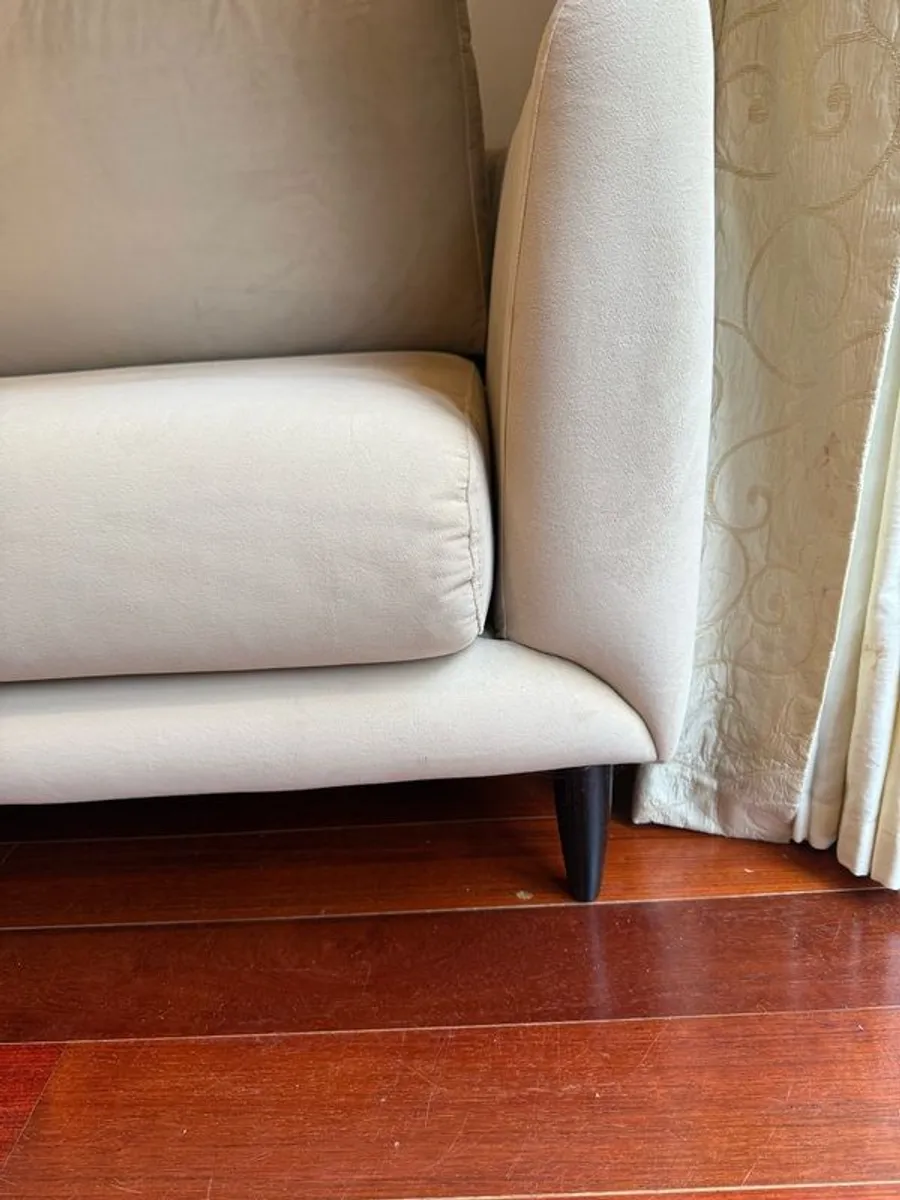 boconcept sofa - Image 2