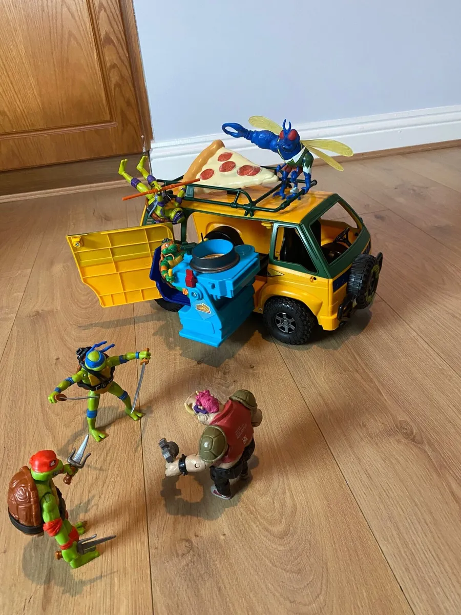 Ninja turtle toy pizza van - Image 4