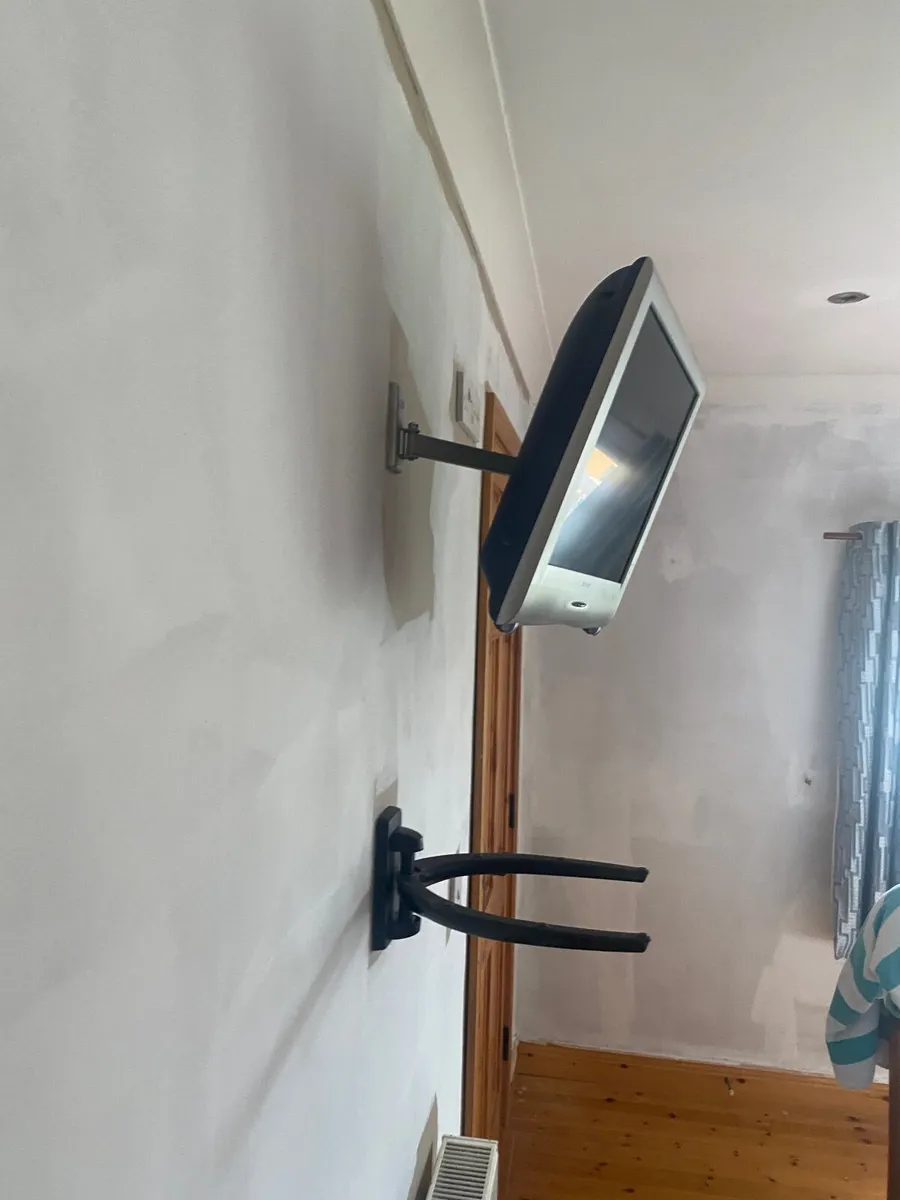 Sharp TV c/w wall brackets - Image 1