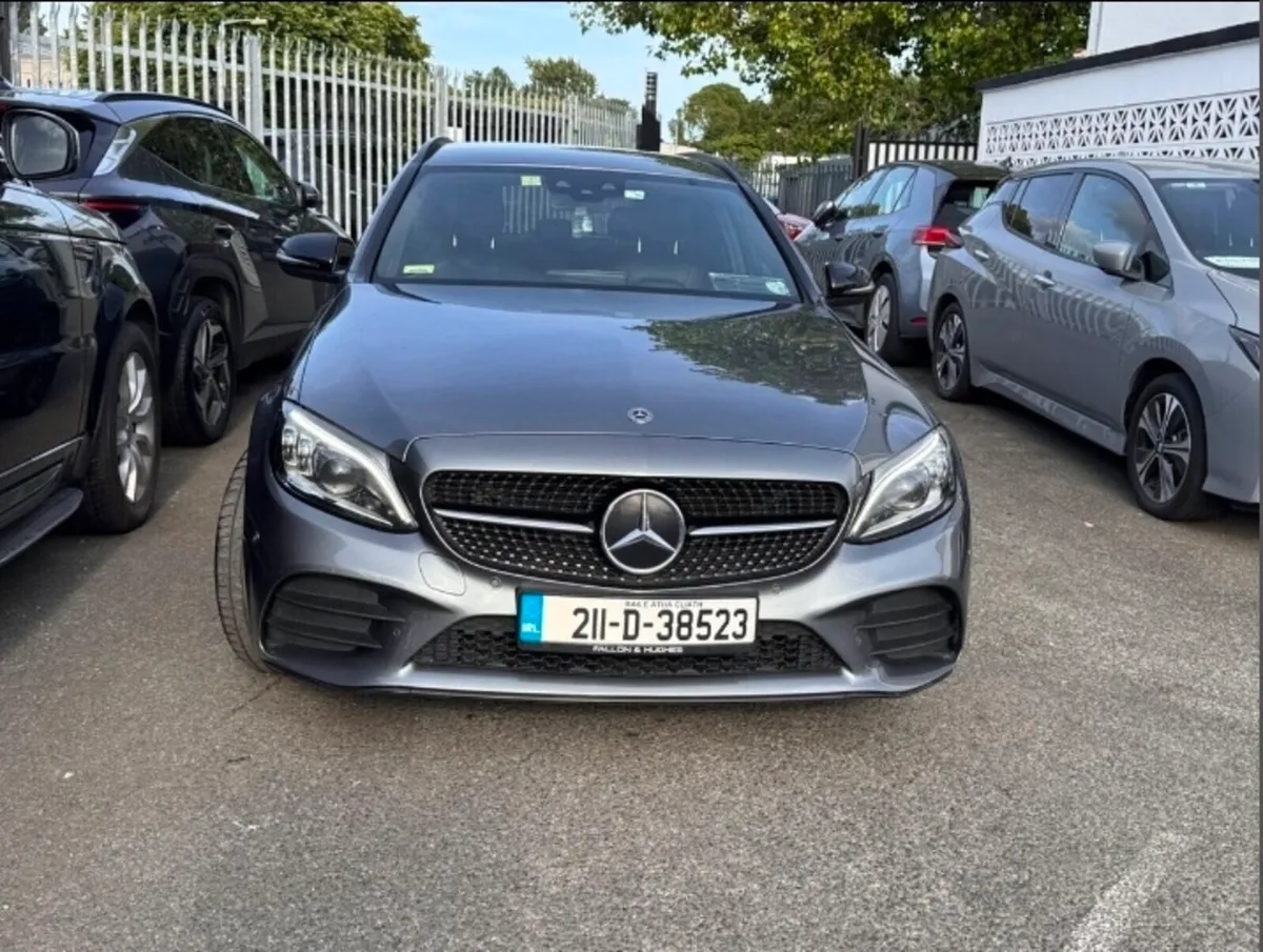 Mercedes - Image 1