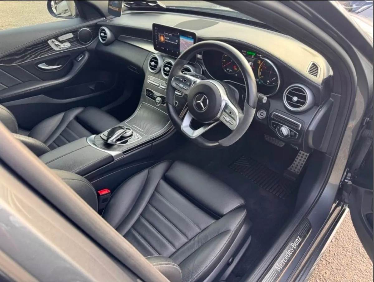Mercedes - Image 2