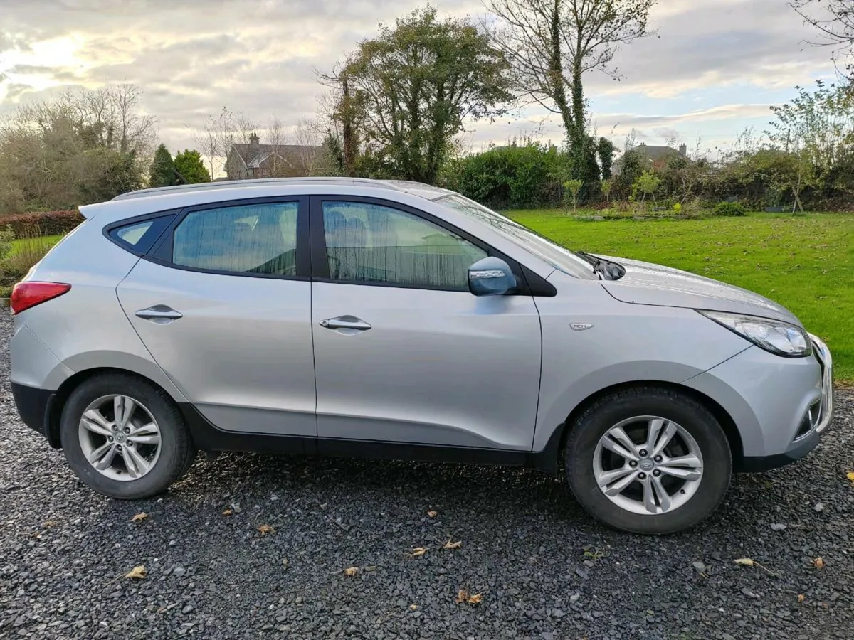 Hyundai ix35 2012 - Image 2