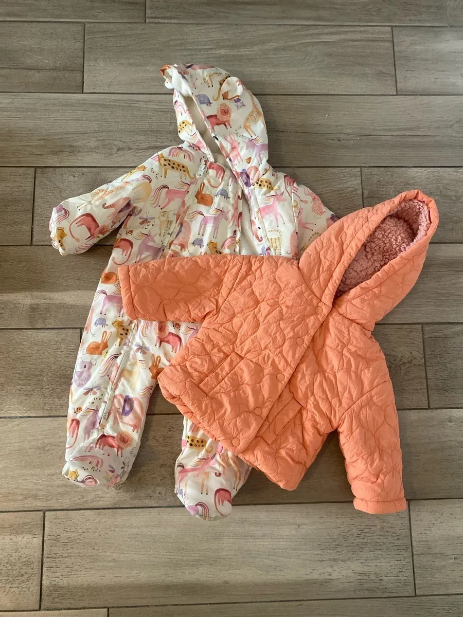 Baby girl coat & snowsuit - Image 1