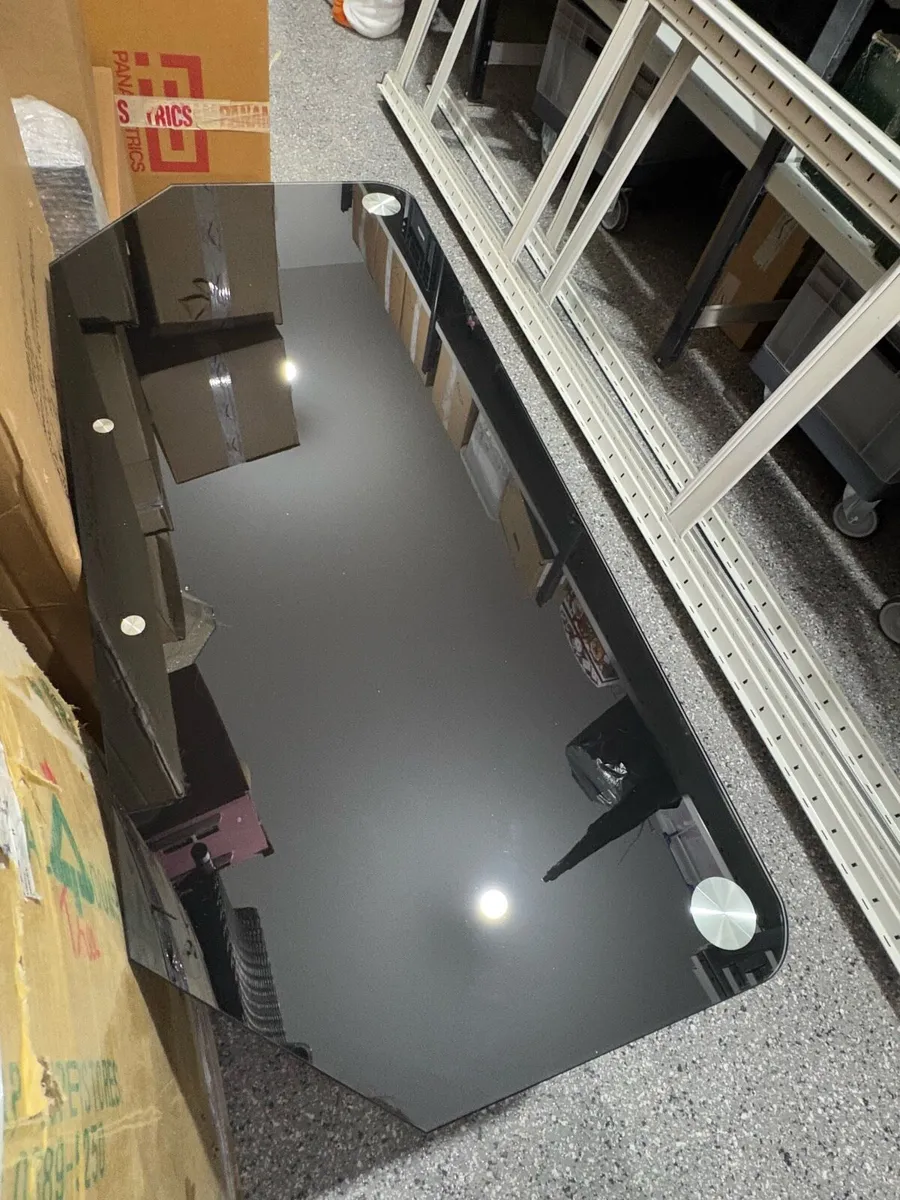Black glass tv stand - Image 2