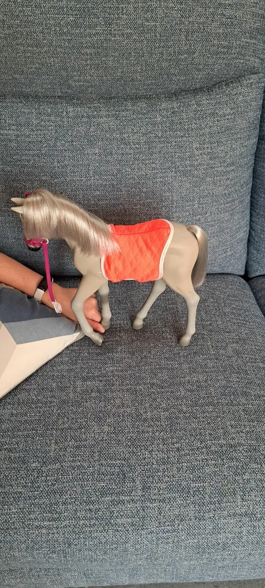 Our Generation Palomino Foal - Image 3