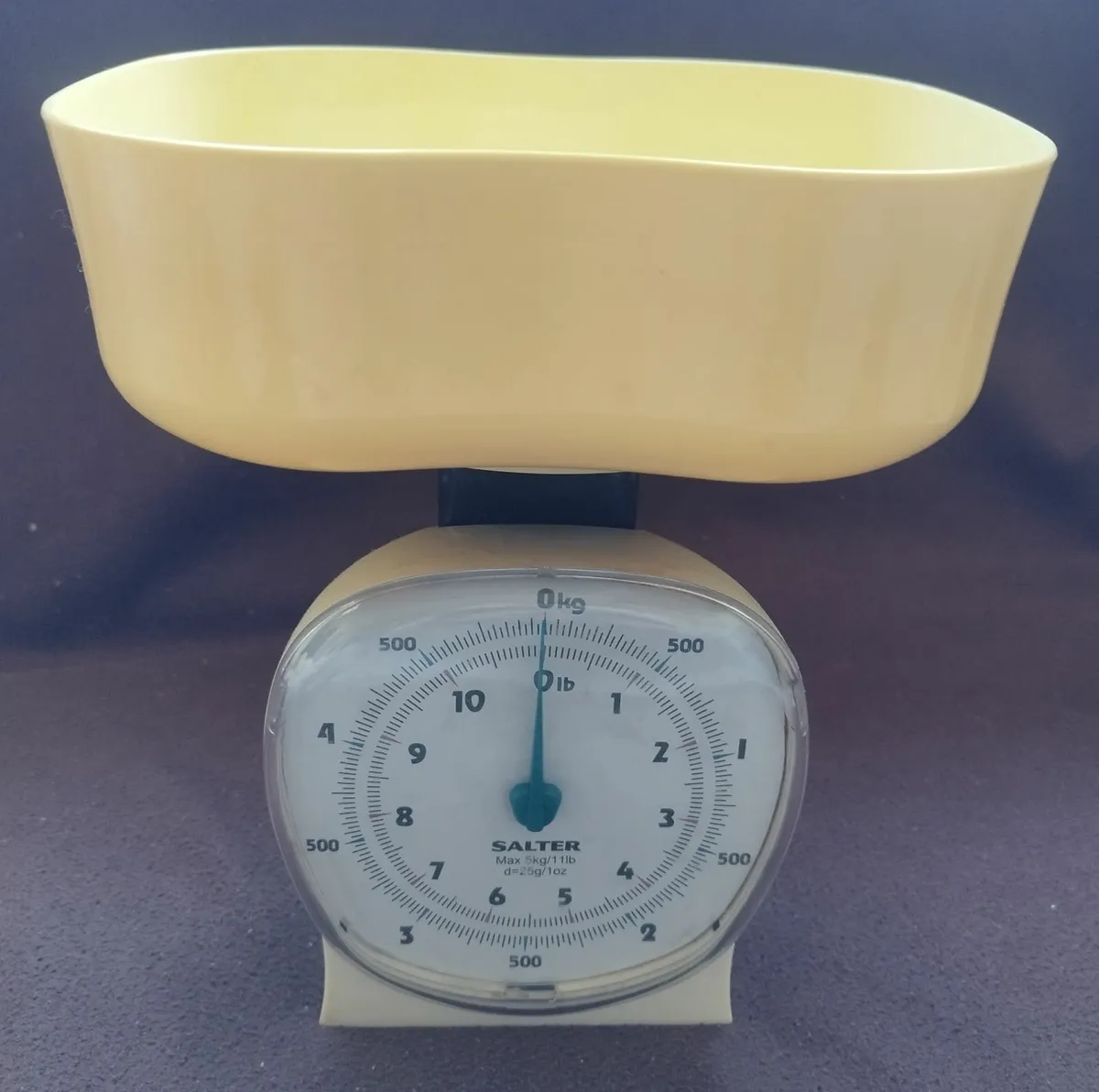 Retro-style kitchen scale - Image 1